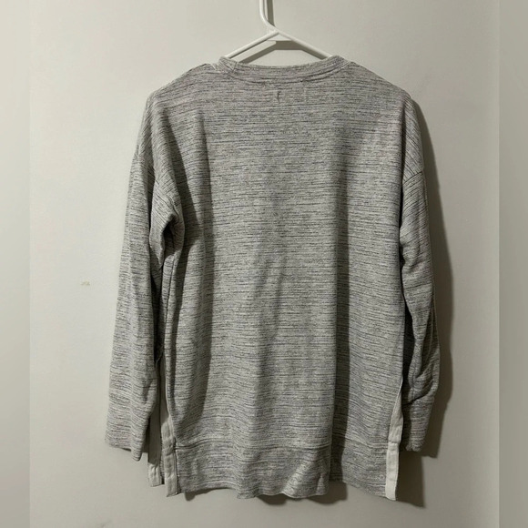 Aerie Grey & White Crewneck - Picture 3 of 4